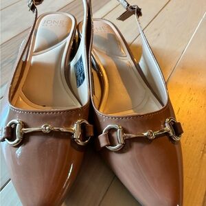 Jones New York Women's Tan Patent Loafers